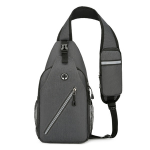 Bolsa de Hombro Deportiva Casual Multifuncional Ligera y Moderna con Cierre USB, Bolsas de Pecho Impermeables para Hombre - Product Image 4