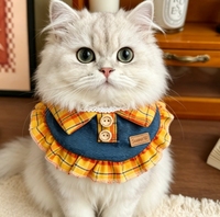 Collier en jean pour chat, écharpe réglable à carreaux en dentelle style bavoir pour chien de petite race, accessoire de col de poupée pour chiot