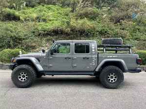 <span class=keywords><strong>Jeep</strong></span> <span class=keywords><strong>Gladiator</strong></span> <span class=keywords><strong>Rubicon</strong></span> <span class=keywords><strong>2022</strong></span> de un solo dueño, volante a la izquierda, color oscuro, bajo kilometraje, vehículo 4x4 inigualable para aventuras. - Product Image 4