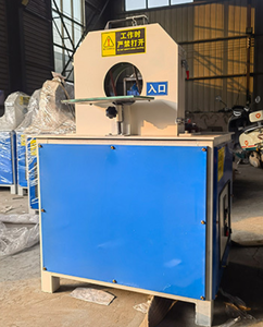 Machine de polissage de tuyaux de formes spéciales, machine de tréfilage de cercles extérieurs, machine de décapage de rouille, machine de finition miroir, machine automatique de décapage de rouille - Product Image 3