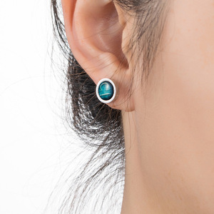Pendientes de Acero Inoxidable con Diseño Luminoso del Zodiaco para Hombre y Mujer |   Pendientes que Brillan en la Oscuridad, Impermeables, Hipoalergénicos - Product Image 6