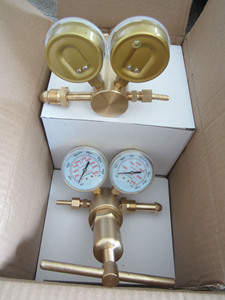 Regolatore di <span class=keywords><strong>Gas</strong></span> ad Alta Pressione per Azoto JGR-35 in Ottone Pieno con Filettatura Maschio CGA580, Ingresso 30000 Kpa e Uscita 25000 Kpa, Marca JZWELD - Product Image 3