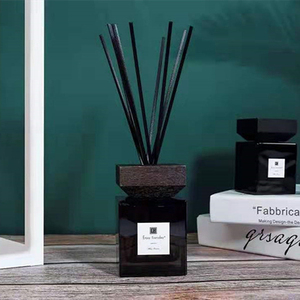 Botella Difusora de Aromas Vacía Personalizada WeWood de Vietnam con Tapa de Rosca de Madera, Accesorios de Embalaje para Ambientadores, Tapas y Cierres - Product Image 1