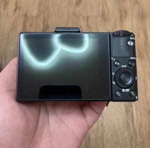 Appareil photo numérique compact Sony RX100 Mark II d'occasion, 20,2 MP, capteur 1 pouce, vidéo Full HD, bon état, prêt à être expédié - Product Image 2