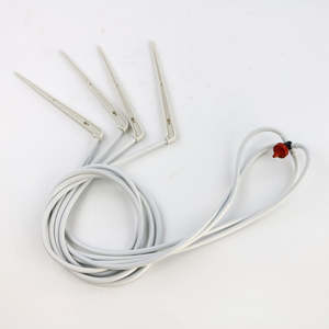 Kit d'irrigation goutte à goutte automatique 4 voies 2L 4L 8L avec émetteur en plastique 60cm blanc et flèche noire intégrée - Product Image 3