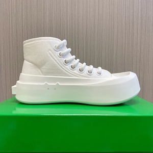 Chaussures de créateur tendance 2026, baskets montantes en toile de luxe respirantes, résistantes à l'usure, à blocs de couleur et à forme irrégulière - Product Image 3