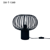 Lampe de table en métal simple de style nordique moderne, lampe de table LED avec alimentation électrique 220V, lumière d'étude minimaliste
