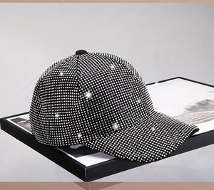 Cappellino da baseball con strass neri e bianchi, modello hip hop, da donna, ultimo modello di moda. - Product Image 4