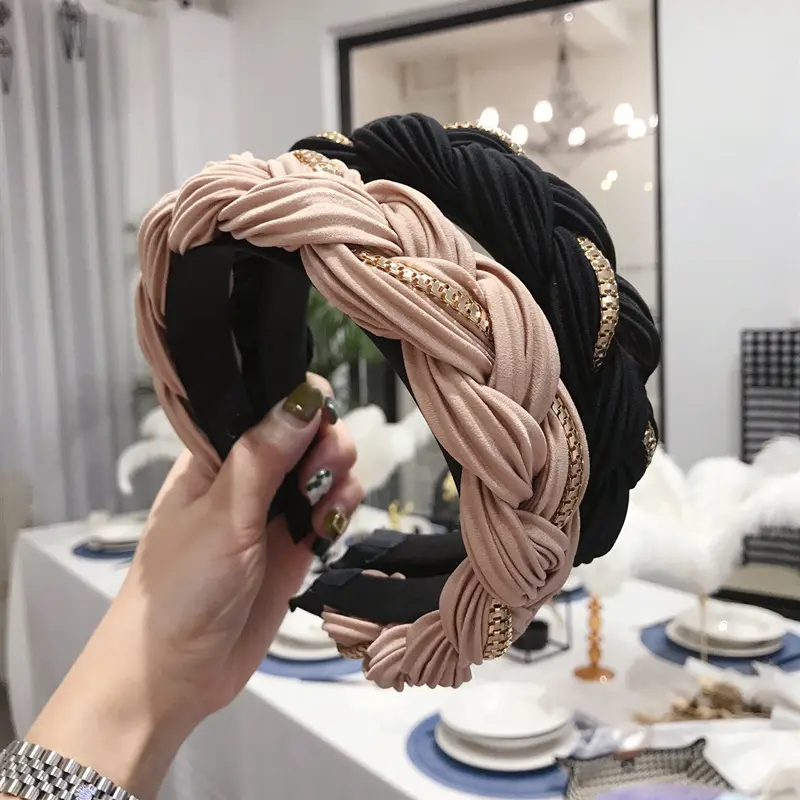 7 Farben New Style Hotsale Wide Braid Plissee Stoff mit Legierung Kette Stirnband für Frauen