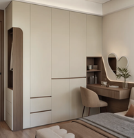 Clóset Moderno de Lujo con Puertas Corredizas de Vidrio, Estanterías Modulares, Armario Personalizable para Dormitorios y Villas de Alta Gama