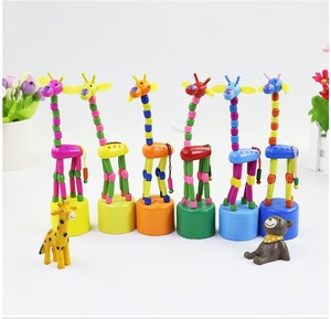 Tout-petits bébé cadeau 6 Pack enfants main Push up <span class=keywords><strong>marionnette</strong></span> girafe presse Base Animal doigt marionnettes <span class=keywords><strong>en</strong></span> <span class=keywords><strong>bois</strong></span> jiggling girafe jouets - Product Image 1