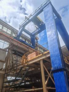 Grue semi-portique personnalisée Dejun 5T-100T avec chariot européen et moteur et boîte de vitesses pour déplacement rapide sur le sol - Product Image 5