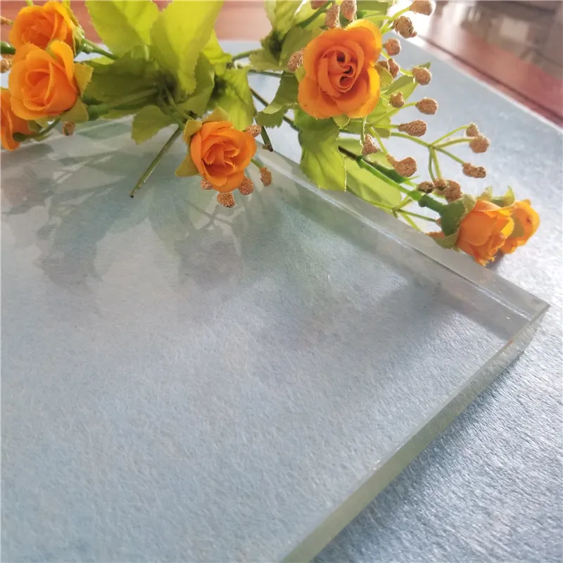 High quality China manufacturer high transmittance ultra-thin super definition toughened glass