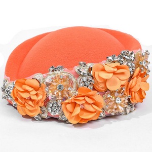 Béret pour <span class=keywords><strong>femme</strong></span> de style britannique vintage, fait main, orné de fleurs <span class=keywords><strong>et</strong></span> de diamants, chapeau d'<span class=keywords><strong>h</strong></span>ôtesse de l'air - Product Image 2