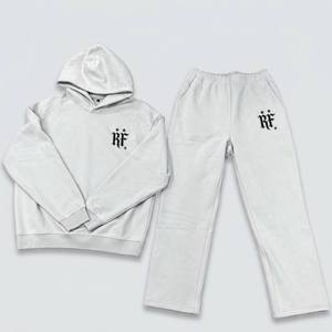 Ensemble sweat à capuche et pantalon de survêtement pour homme, personnalisé, en molleton de coton épais de haute qualité, style streetwear Y2K, avec logo brodé, vente en gros - Product Image 1