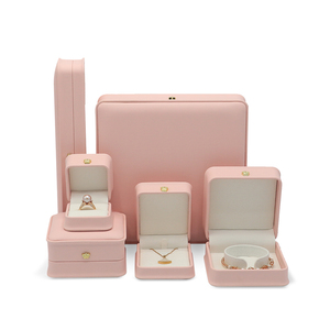 Fadeli ชุดกล่องเครื่องประดับขายส่งโลโก้ที่กำหนดเอง, กล่องใส่เครื่องประดับสร้อยคอดีไซน์หนัง PU กล่องใส่แหวน - Product Image 2