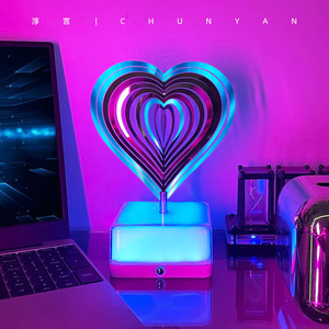 Lampe en acrylique personnalisée en gros Lampes de table cadeaux 16 couleurs Love 3d Veilleuse à led en forme de coeur - Product Image 1