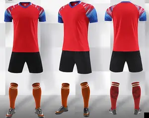 Maglia da calcio ad asciugatura rapida nuovo modello 22/23 fornitura di fabbrica uniforme da calcio personalizzata abbigliamento sportivo di squadra per uomini e bambini