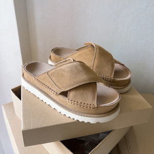 2026 Nuovi Arrivi Estivi Uggs <span class=keywords><strong>Ciabatte</strong></span> Traspiranti in Pelle con Suola Spessa in Sughero e Cinturini Incrociati in Vera Pelle - Product Image 3