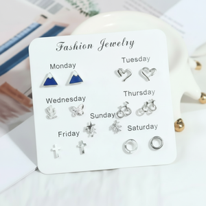 Vendita calda moda moda Huggie orecchini stile coreano geometrico Punk Boho per le ragazze e le donne - Product Image 2