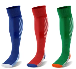 Calcetines deportivos de fútbol transpirables y absorbentes de alta calidad en azul, negro y naranja con logotipos personalizables