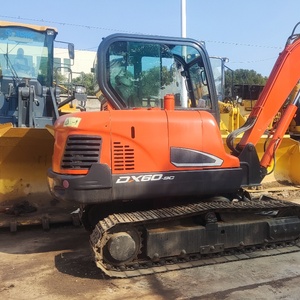 Mini-pelleuse sur chenilles d'occasion Doosan DX60-9C 6 tonnes en bon état, modèle 2023, capacité de godet 0,21-0,23 m, moteur, pompe à engrenages - Product Image 4