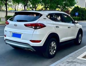 <span class=keywords><strong>Hyundai</strong></span> <span class=keywords><strong>Tucson</strong></span> en Oferta, SUV de 5 Plazas, 130KW 265 Nm, Automático, Volante a la Izquierda, R17, Auto Usado con Interior Oscuro - Product Image 4