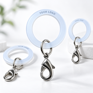 Porte-clés en silicone personnalisé avec logo, minimaliste, pour sacs, accessoires de bricolage, idéal pour cadeaux promotionnels - Product Image 1