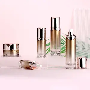 High-end Luxury Cosmetic Glass Bottle Set Designed With Rose As The Element Buckle Style Pump Rose Shape 30ml Special Dropper
