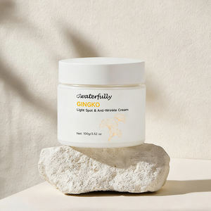 Korea Vegetal Ginkgo Light & Bouncy Water Cream Hidratante Iluminador y Reafirmante Reparación Piel sensible roja con ácido hialurónico - Product Image 1