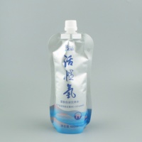 Sachet en aluminium de 500 ml pour eau hydrogénée, forme de bouteille d'eau minérale, bec verseur en plastique
