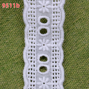 ลูกไม้ฉลุลายคุณภาพสูงแบบเส้นเล็ก สามารถร้อยริบบิ้นได้ สีธรรมชาติ ทำจากผ้าฝ้าย - Product Image 4