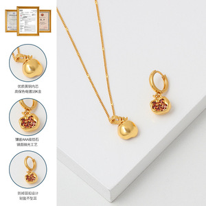Vente en gros de bijoux tendance Collier femme minimaliste plaqué or incrusté de zircone Collier pendentif spécial grenades et fruits - Product Image 5