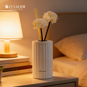น้ำหอมปรับอากาศแบบก้านไม้หอม ขนาด 75 มล. กลิ่นหอมติดทนนาน บรรจุในขวดเซรามิก ขายส่ง |   เครื่องกระจายกลิ่นหอมสำหรับบ้านสไตล์มินิมอล - Product Image 4
