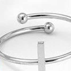 Anello alla moda in acciaio inossidabile ANILLO-L, resistente e anti-ossidazione, con design a lettera L - Product Image 4