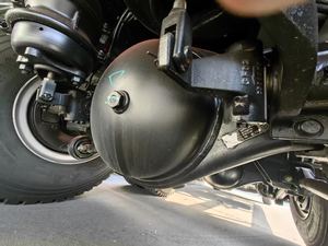 Grúa hidráulica telescópica de 8 toneladas para camión |   CLW fabrica Zoomlion |   Caja de Cambios de Motor de Alta Eficiencia |   Altura de Elevación de 19.5 m para - Product Image 6