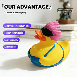 Découvrez le cool <span class=keywords><strong>maillot</strong></span> <span class=keywords><strong>de</strong></span> <span class=keywords><strong>bain</strong></span> sirène Duck, le jouet <span class=keywords><strong>de</strong></span> <span class=keywords><strong>bain</strong></span> qui couine incontournable, sûr, robuste et idéal pour les bébés, pour un plaisir aquatique dans la baignoire. - Product Image 2