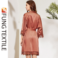 FUNG 3031 Ventes Flash Robe de Nuit Sexy en Dentelle Grande Taille Kimono de Soirée Mariage Peignoir Pyjama en Satin Glacé Soyeux