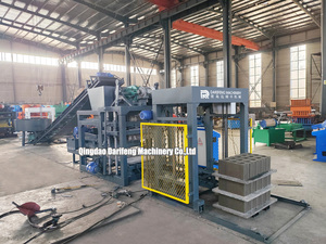 Machine à fabriquer des briques creuses à 3 trous QT4-25, machine à fabriquer des blocs de <span class=keywords><strong>béton</strong></span>, petite machine à fabriquer des briques - Product Image 2