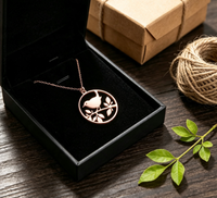 Collier pendentif oiseau creux en acier inoxydable sur branche, collier minimaliste avec découpe ronde oiseau et feuille, bijou quotidien pour femme, cadeau