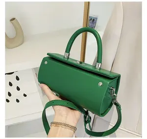 2023 yeni moda varil Bolsas Para Mujeres bayanlar için askılı çanta kadın deri çanta Crossbody çanta