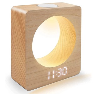 Réveil numérique en bois avec logo personnalisé, lumière LED, affichage de la température, 3 modes d'alarme pour la maison et la chambre - Product Image 2