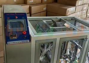 Machine TPM-AL02 emballage Doypack entièrement automatique pour bubble-gum, ours bonbons 1kg-5kg, remplissage, emballage et scellage - Product Image 6