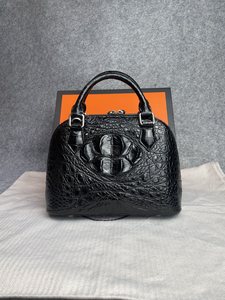 Sac à main de luxe en cuir de crocodile pour femme, sac structuré à poignée supérieure, style élégant, sac de créateur - Product Image 6