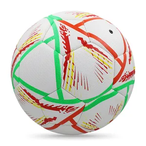 Grosir Bola Sepak Bola Tiup Ukuran 5 Desain Kustom Pabrik Pvc Bola Futsal Profesional Bola Sepak