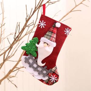Produits de Noël : Décoration d'arbre de Noël, Poupée en peluche Elfe de Noël, Kit de chaussettes en lin doux miniatures - Product Image 6