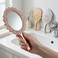 Nouveau miroir de bureau multifonctionnel de style vintage, miroir de maquillage pliable à cadre métallique simple face ; portable et léger