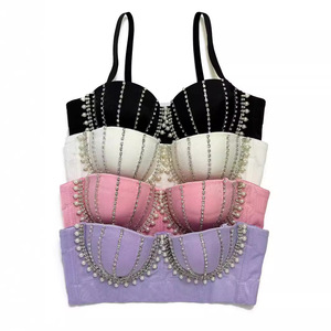Reggiseno Sexy con Catena di Perle, Lingerie di Alta Qualità con Coppe Imbottite e Design Esterno a Reggiseno - Product Image 5