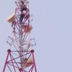 25-85M Tinggi Tiang 3 Kaki Tubular Steel Kisi Telekomunikasi Antena Menara Segitiga Telekomunikasi Tubular Menara
