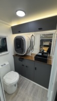 Remorque de camping tout-terrain 4x4 robuste et légère, conforme aux normes australiennes, caravane hybride à coque rigide avec suspension indépendante